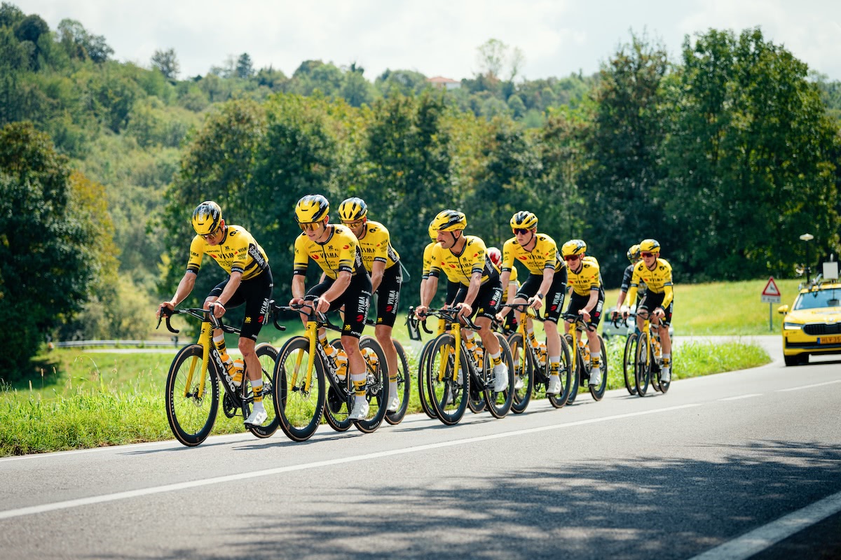 Team Visma Lease a Bike at Vuelta